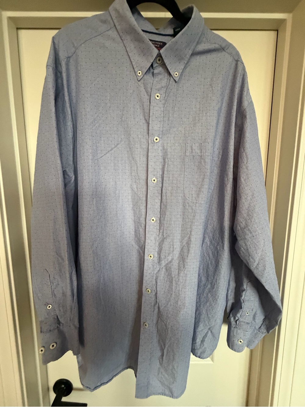 Roundtree & Yorke Light Blue Button-Down Dress Shirt